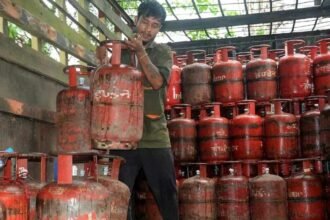 LPG Price Reduced: नए साल से पहले देशभर में कम हुए LPG सिलेंडर के दाम- Panchayat Times